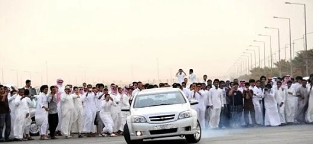 Si inaspriscono le sanzioni per chi in Arabia guida in drift su strada pubblica