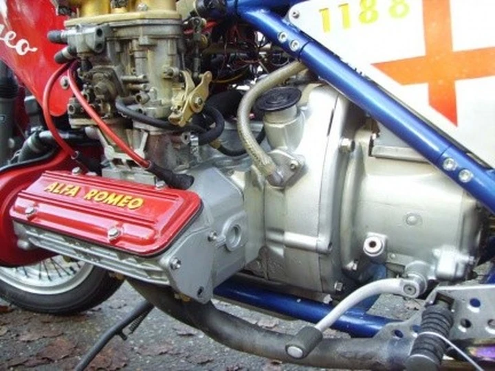 Moto Alfa Romeo