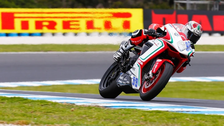 Supersport: Jacobsen e MV Agusta in pole