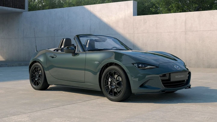 Mazda aggiorna la MX-5, più sportiva, più ricca e con una serie speciale