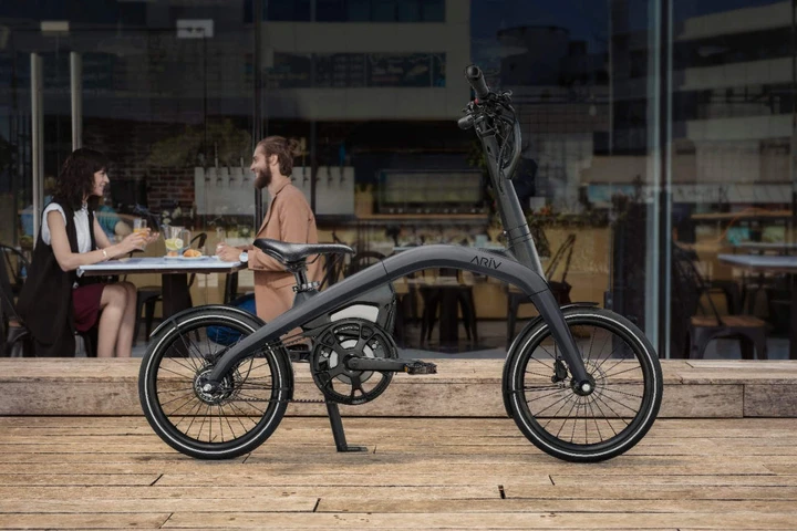 E-bike compatte e folding: General Motors presenta Ariv