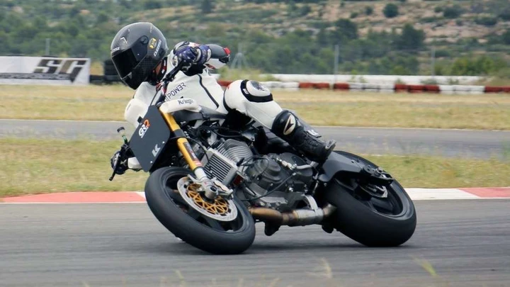 BOTT XR1R, il primo test in vista della Pikes Peak [Video]