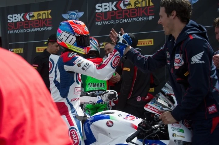 Supersport Sepang 2014: Van Der Mark beffa Cluzel per 18 millesimi, Rolfo 4°, Zanetti 5°