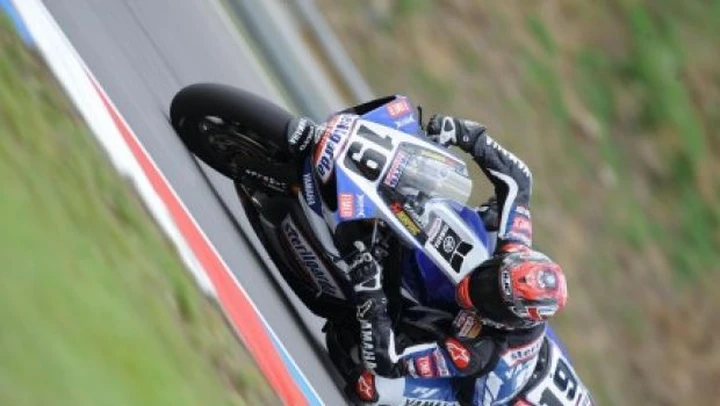WSBK al Nurburgring: Spies alla caccia di Haga; Sykes pronto a misurarsi con una pista sconosciuta