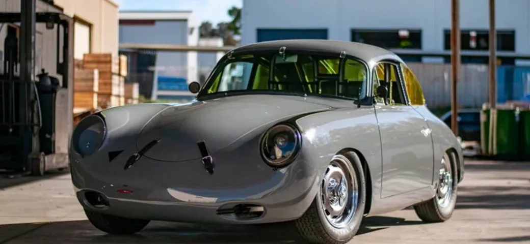 Porsche 356: il restomod con motore radiale