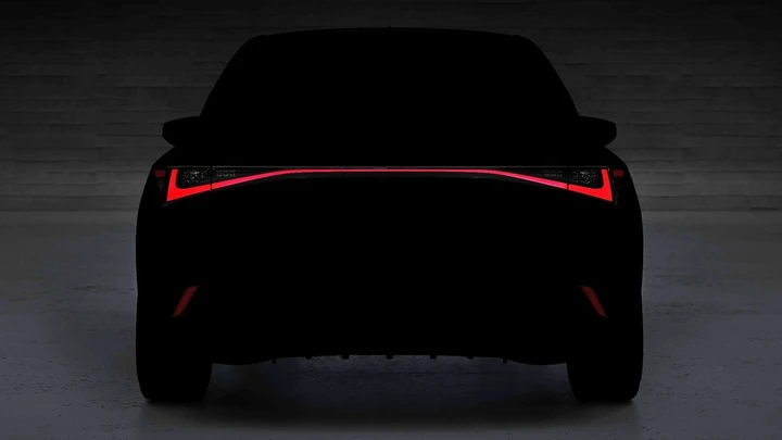 Nuova Lexus IS: il primo teaser della quarta generazione