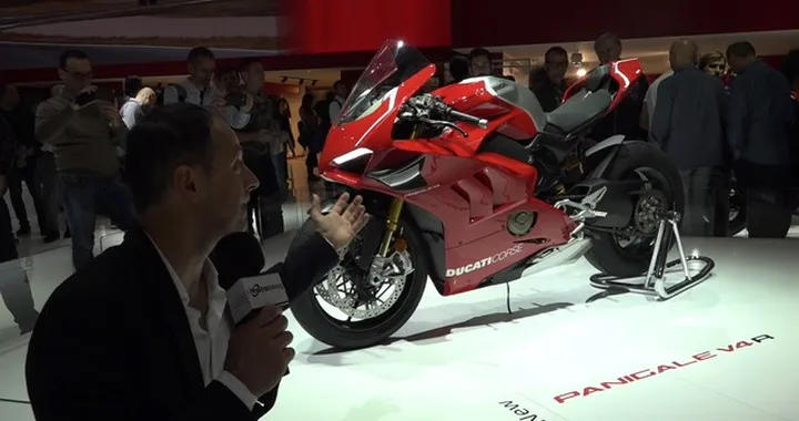 Eicma 2018 - Stand Ducati - Panigale V4R