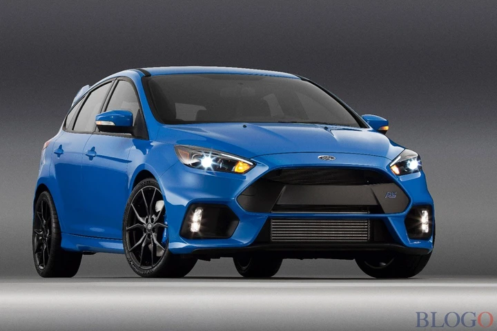 Ford Focus RS: i test in pista con Ken Block [Video]