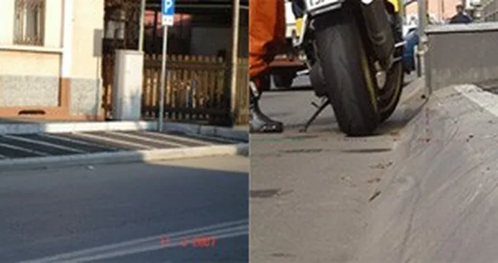 Parcheggio per sole moto da cross?