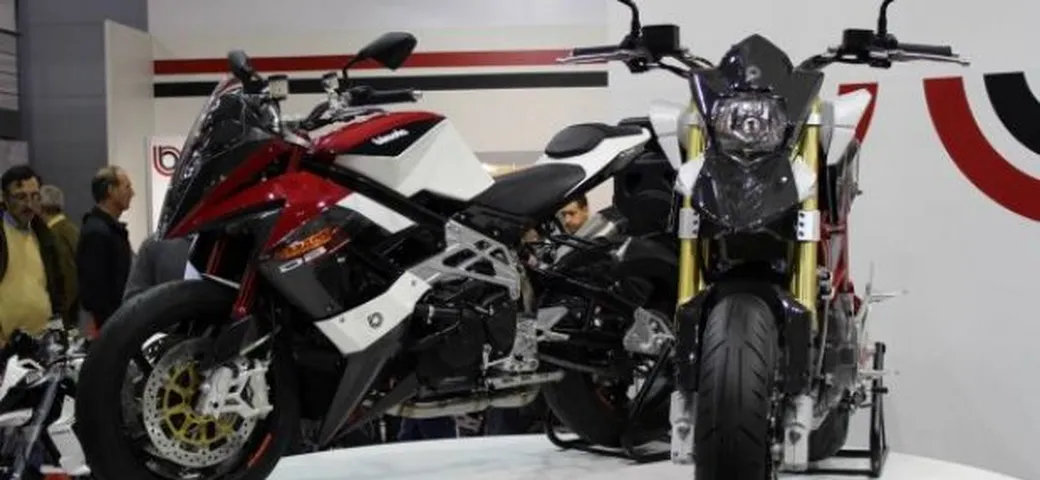 Bimota DB9 Brivido e DB10 B.motard: Salone Milano Eicma 2011