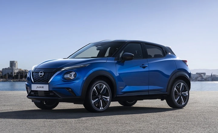 Nissan Juke Hybrid 2022: prezzi e allestimenti