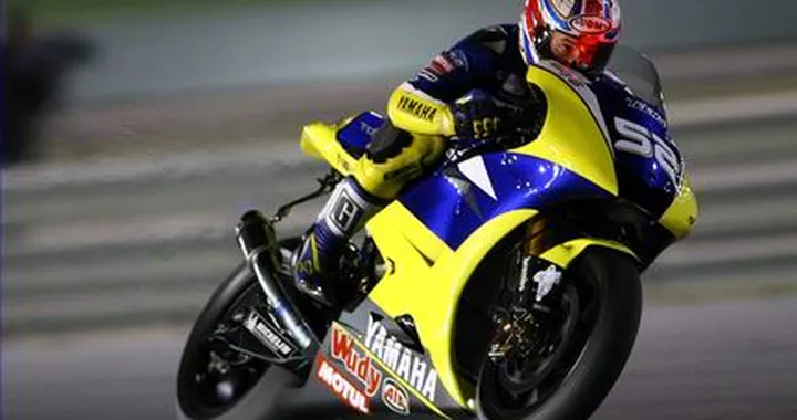 Toseland felice di avere la Yamaha come Rossi