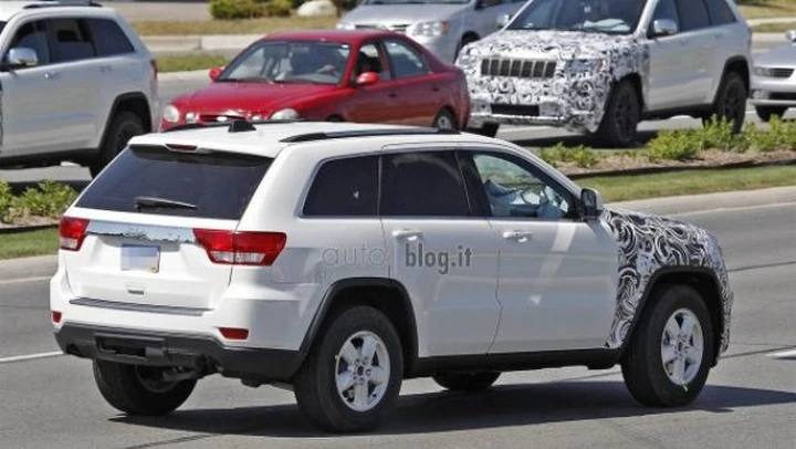 Jeep Grand Cherokee: foto spia del modello 2014