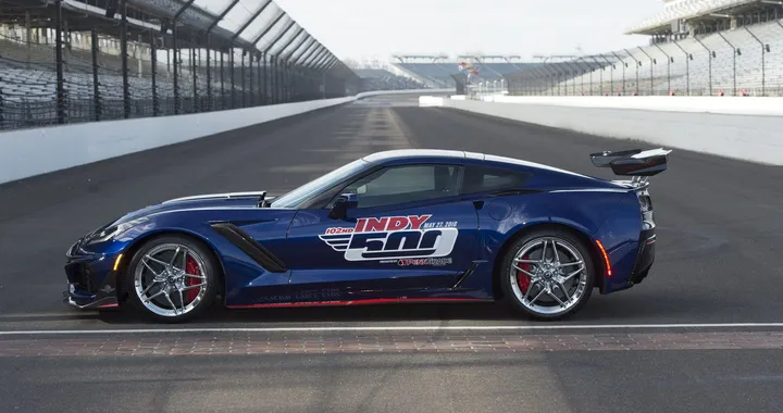 Corvette ZR1: safety car della 500 miglia di Indianapolis