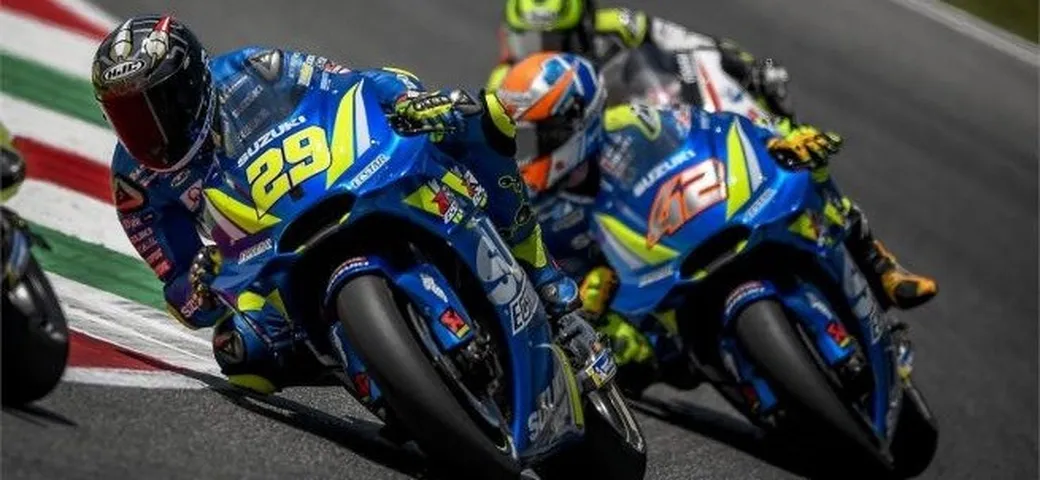 MotoGP: Suzuki con il tridente a Barcellona