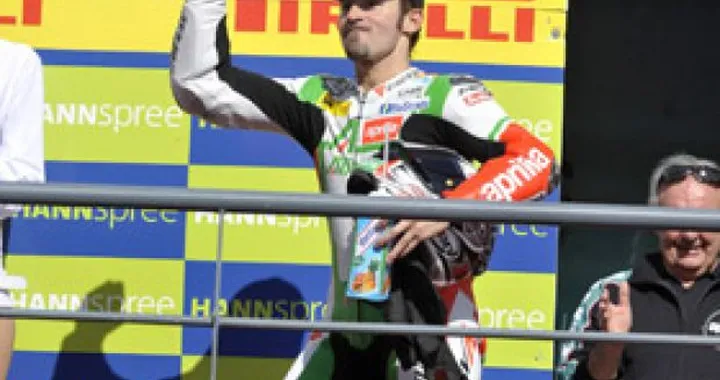 Biaggi il "corsaro" supera ... Giotto: giù il cappello!