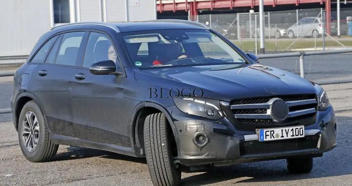 Foto spia Mercedes GLC