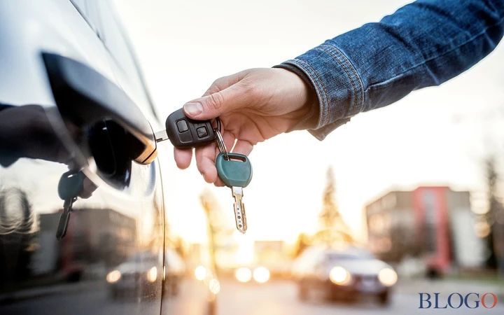 Auto: passaggio di proprietà agli eredi