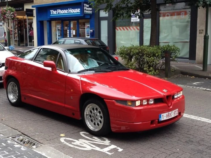 Alfa Romeo SZ: l'avvistamento di un nostro lettore