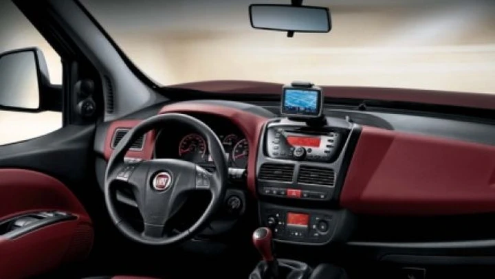 Fiat Doblò: le immagini degli interni