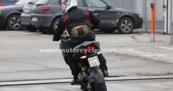 Nuove foto spia della Ducati Multistrada 2010