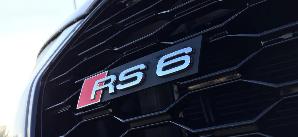 Audi RS6 Avant Performance: la prova in pista