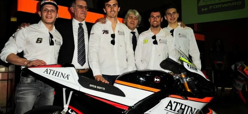 MotoGP 2015: Team Forward Racing presentato a Milano [Foto]