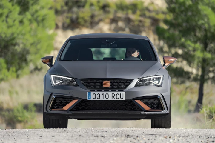 Seat Leon Cupra R: tutti i dettagli tecnici [VIDEO]