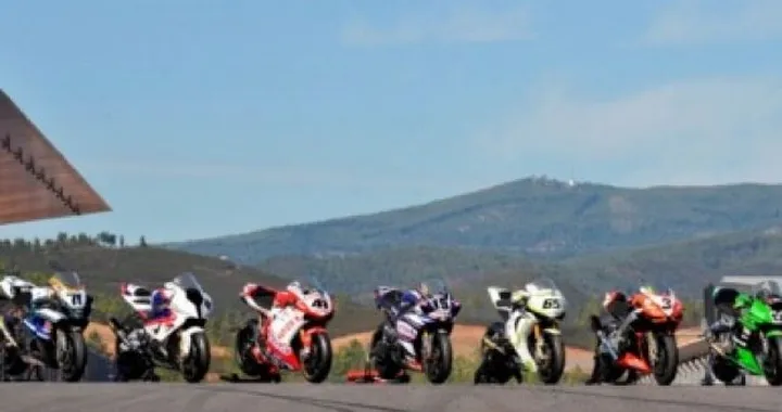 38 tester/giornalisti hanno provato le moto del Mondiale Superbike e Supersport a Portimao