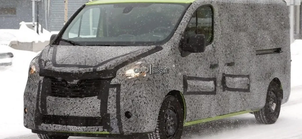 Foto spia Renault Trafic