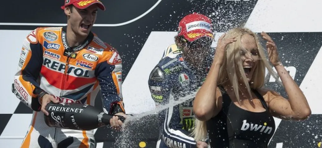 MotoGP Brno 2014: vince Dani Pedrosa su Lorenzo e Rossi, Marquez giù dal podio [FOTO]