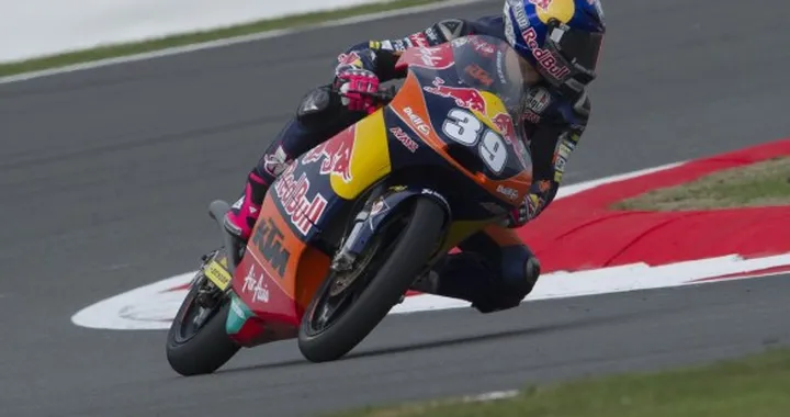 Moto3, Silverstone: vince Salom, italiani fuori dalla Top 10