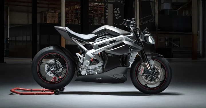 Triumph: il prototipo elettrico TE-1 pronto per i primi test