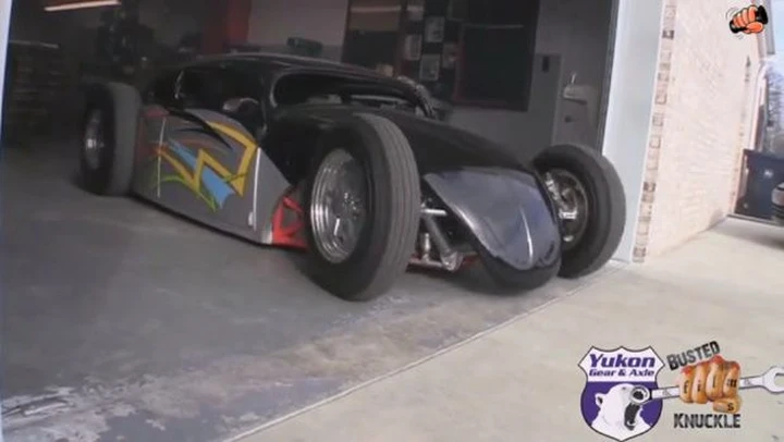 Maggiolino VW con motore Suzuki GSX-R 1000 [Video]