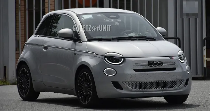 Nuova Fiat 500 Ibrida, la citycar con motore FireFly sorpresa su strada