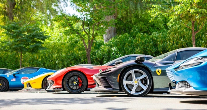 Dentro a una villa da sogno c'è un museo dell'auto con pezzi unici