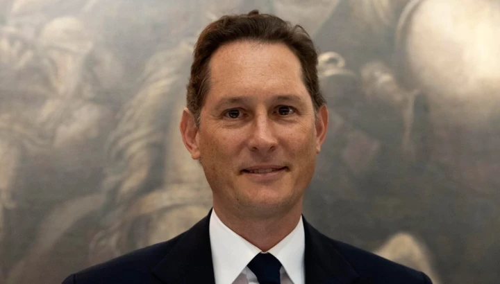 Stellantis e Renault verso la fusione? Elkann risponde al quesito
