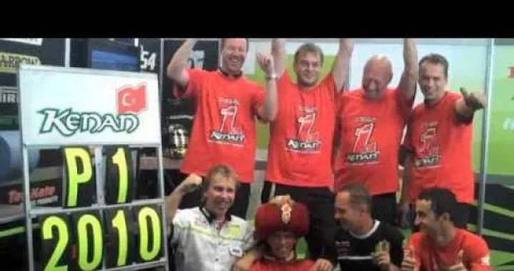 Dietro le quinte del Team Ten Kate Campione del Mondo Supersport