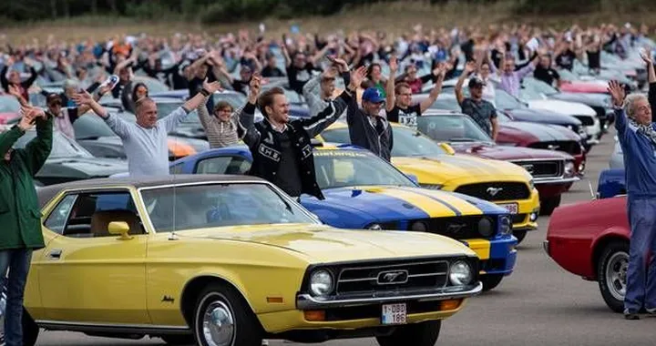 Ford Mustang: raduno con record mondiale in Belgio