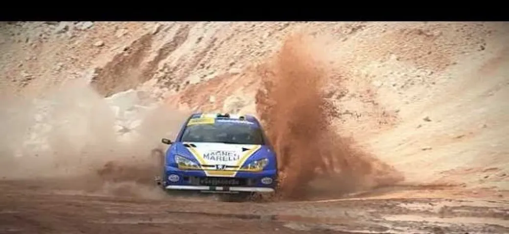 Video: Luca Pedersoli Drift War One