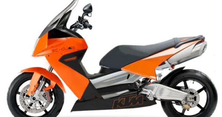KTM SC-Duke: il maxi scooter ad alte prestazioni della Casa austriaca