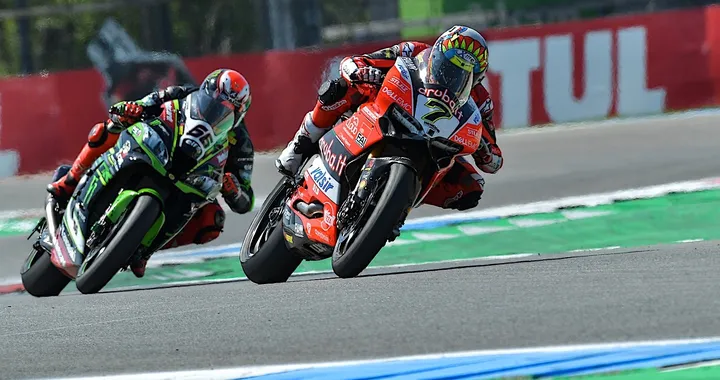 SBK, Assen: dominio “verde”: Gara 2 a Sykes. E Rea allunga in classifica