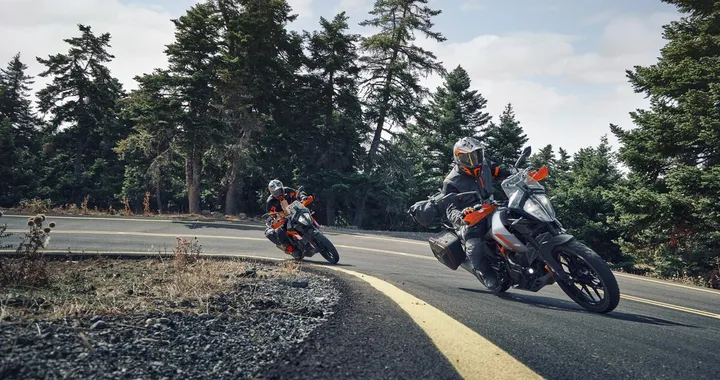 KTM 390 Adventure 2024: debutta ufficialmente la nuova versione [FOTO e VIDEO]