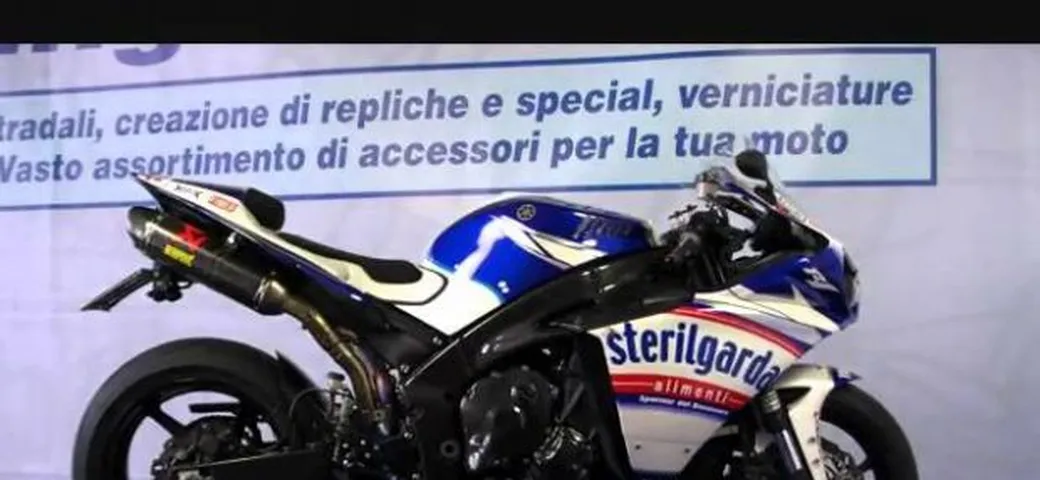 Yamaha R1 Replica SBK 2010 by Flamingo Corse