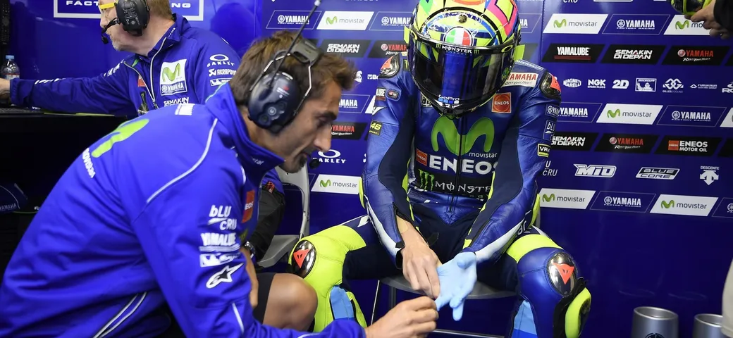 MotoGP Motegi, Yamaha in alto mare. Rossi 