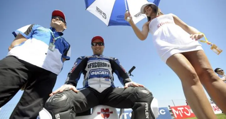 WSBK: Lorenzo Lanzi a Misano sulla BMW S1000RR di James Toseland