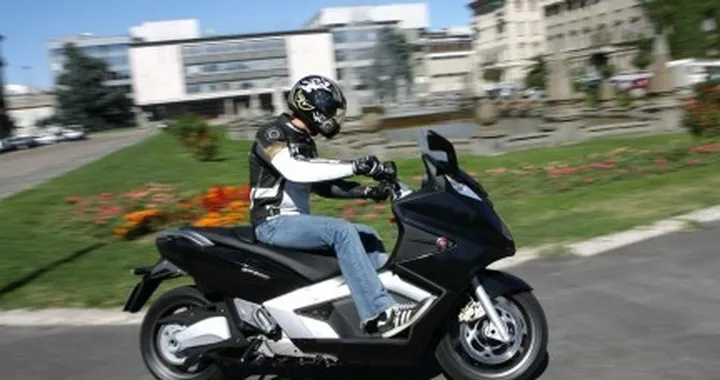 Test novità: Gilera GP 800