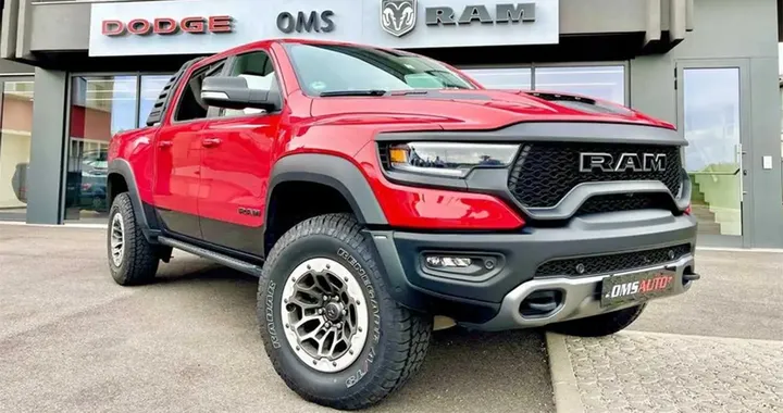 RAM 1500 TRX, il pick-up da 712 CV sbarca in Italia: i prezzi