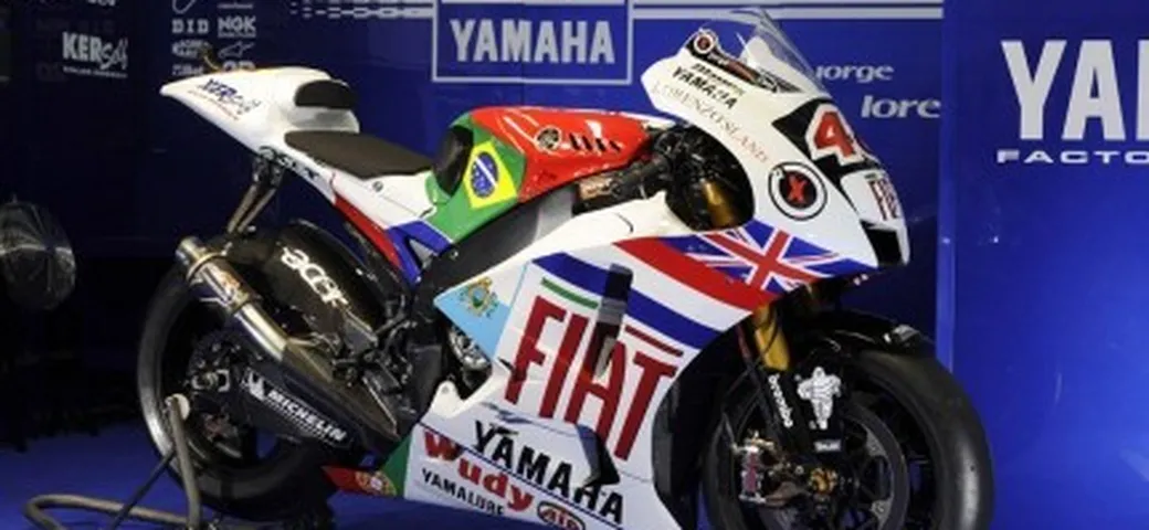 Nuova livrea per la Yamaha M1 di Jorge Lorenzo a Valencia