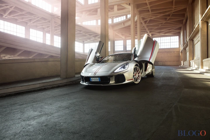 ATS GT: la rinascita al Salon Privè